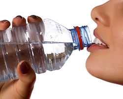 Wasser ist das wichtigste Nahrungsmittel in unserem Körper